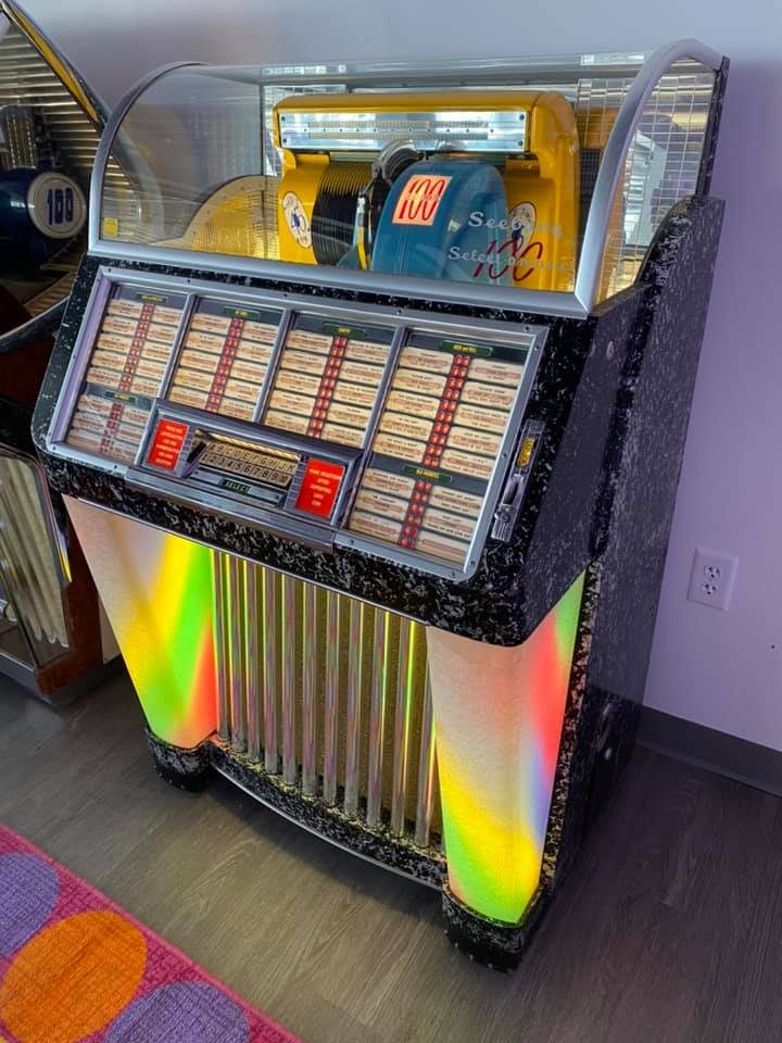 Seeburg M100C jukebox 1952 - Image 7