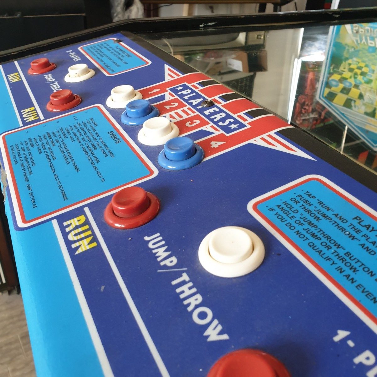Track & Field 1983 Konami versione Cocktail